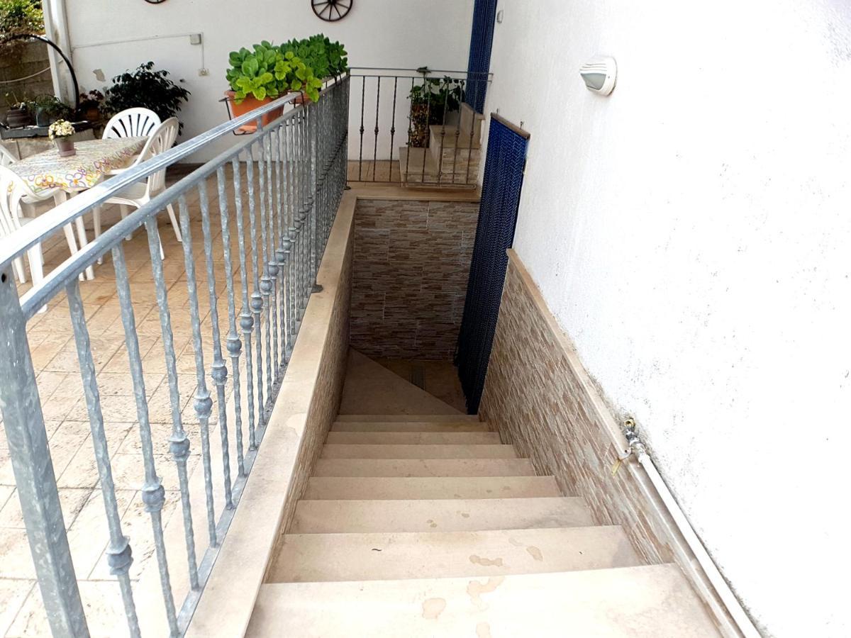 Oikia Vacanze Uggiano La Chiesa Casa Dante Exterior foto