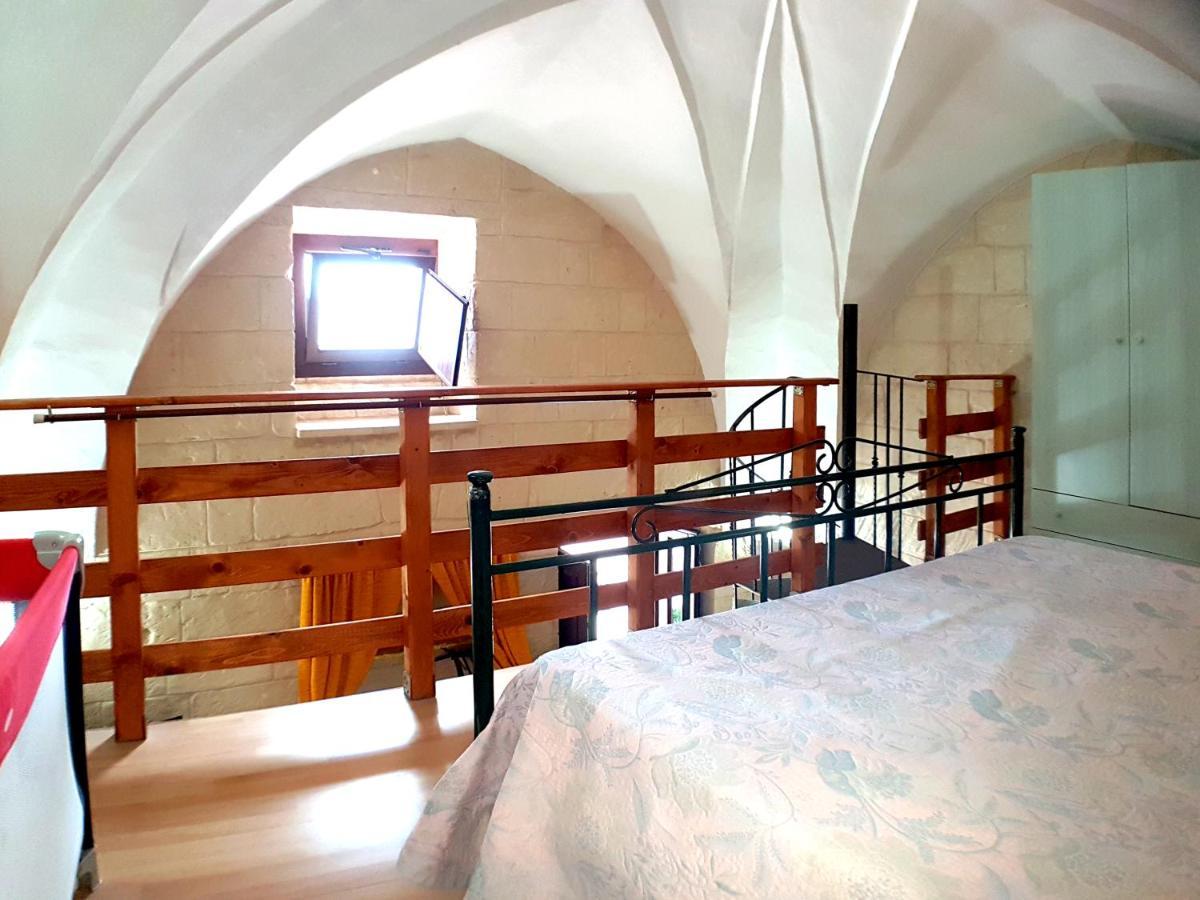 Oikia Vacanze Uggiano La Chiesa Casa Dante Exterior foto